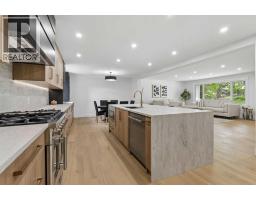 3pc Bathroom - 111 Canata Close Sw, Calgary, AB T2W1P8 Photo 15