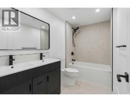111 Canata Close Sw, Calgary, AB T2W1P8 Photo 32