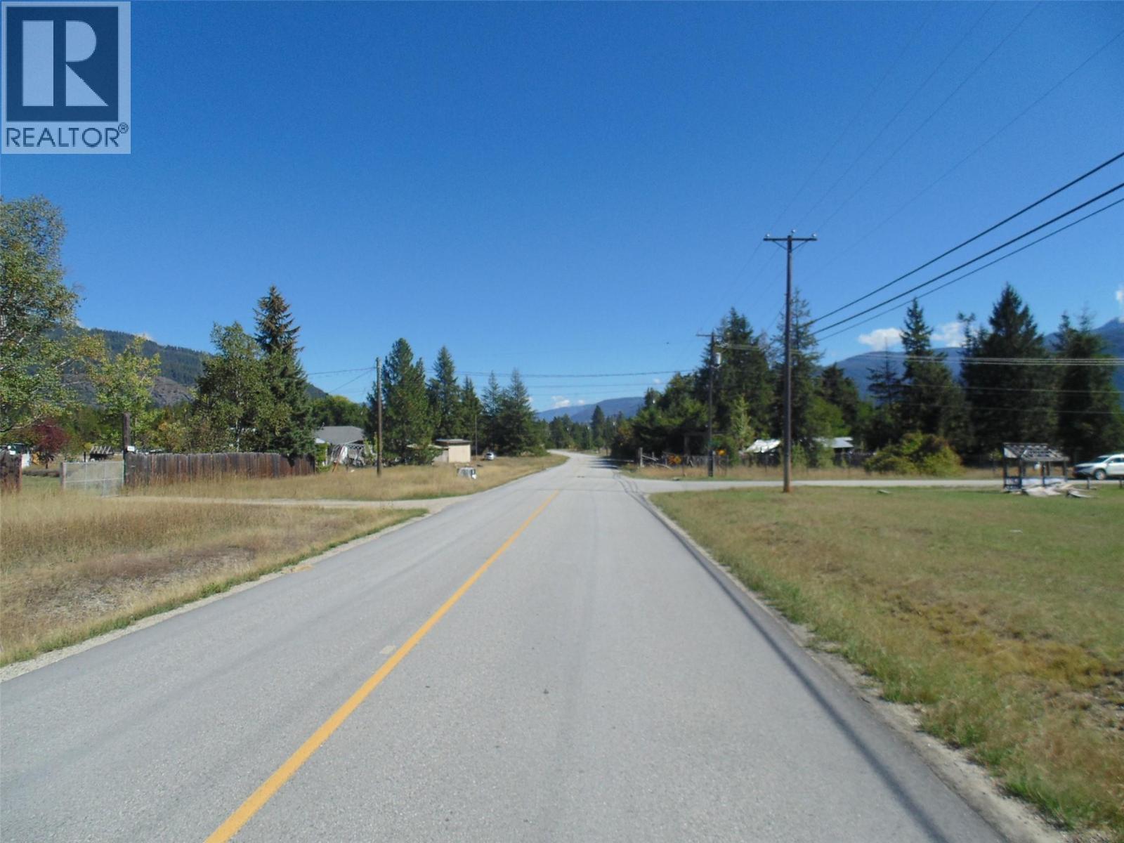  Centreplace Road, Krestova - Image 1