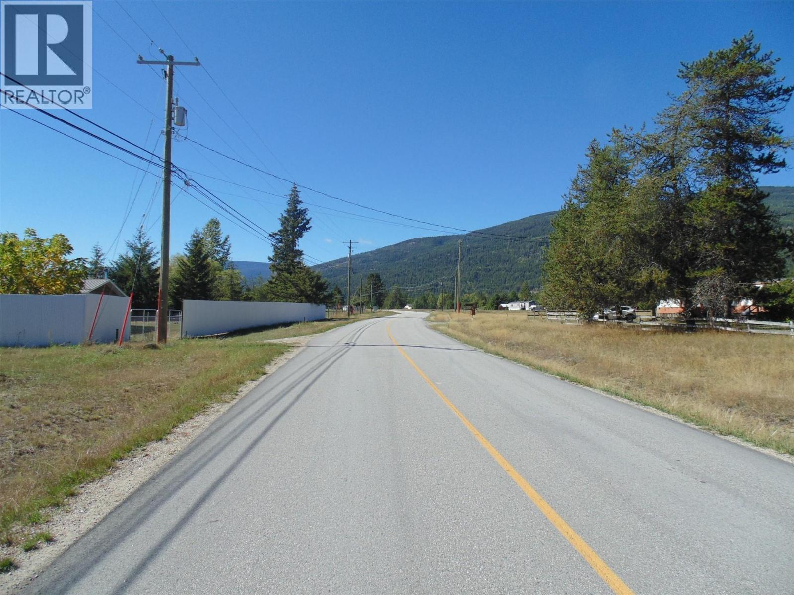  Centreplace Road, Krestova - Image 1