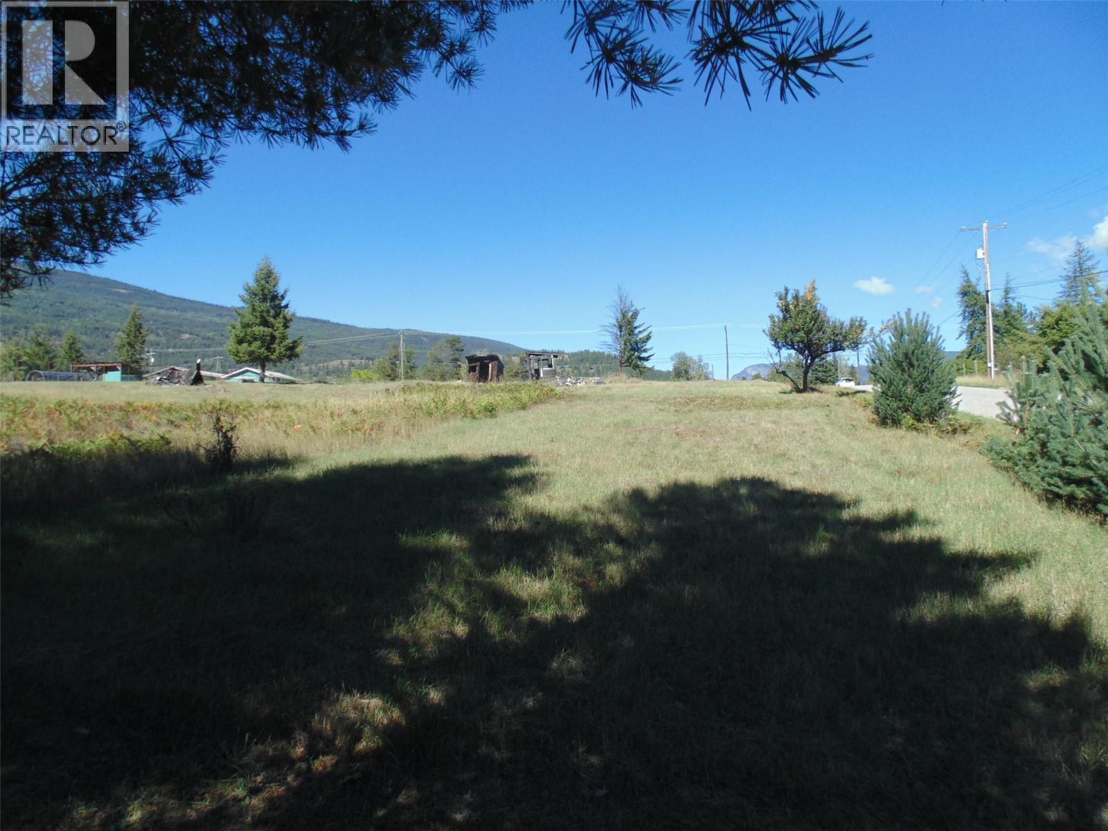  Centreplace Road, Krestova - Image 1