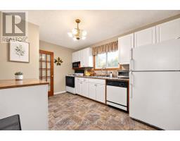 844 Florell Drive, Oshawa, ON L1H6W1 Photo 9