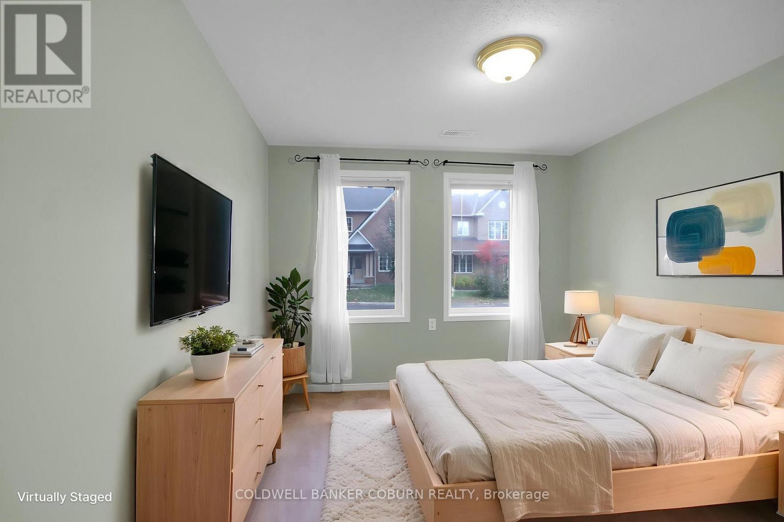 10 Daybreak Street — photo 35