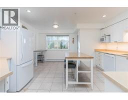102 2318 James White Blvd, Sidney, BC V8L1Z6 Photo 13