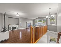 8099 Topper Drive, Mission, BC V2V7A8 Photo 6
