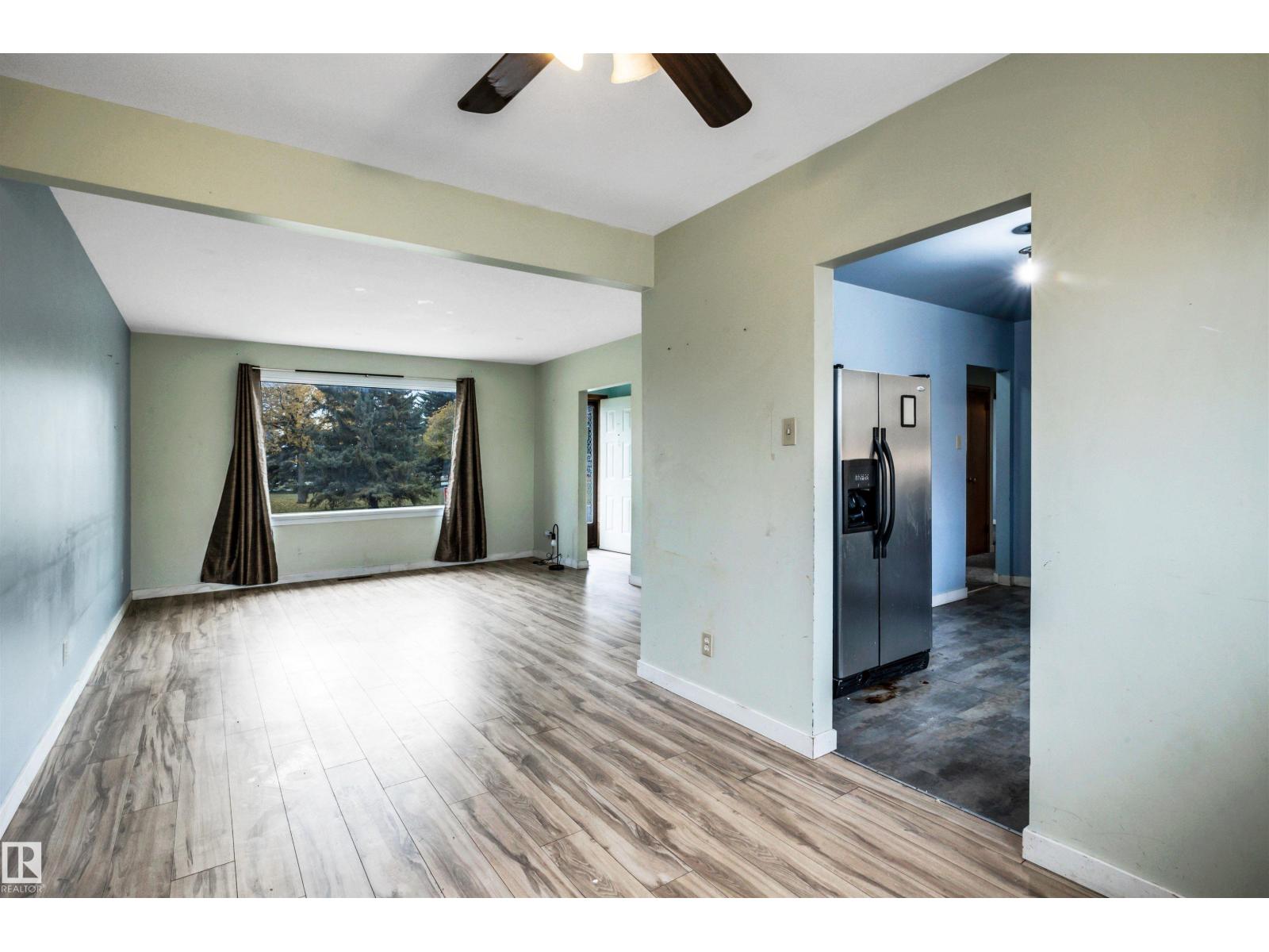 12823 94 Street NW, photo 11