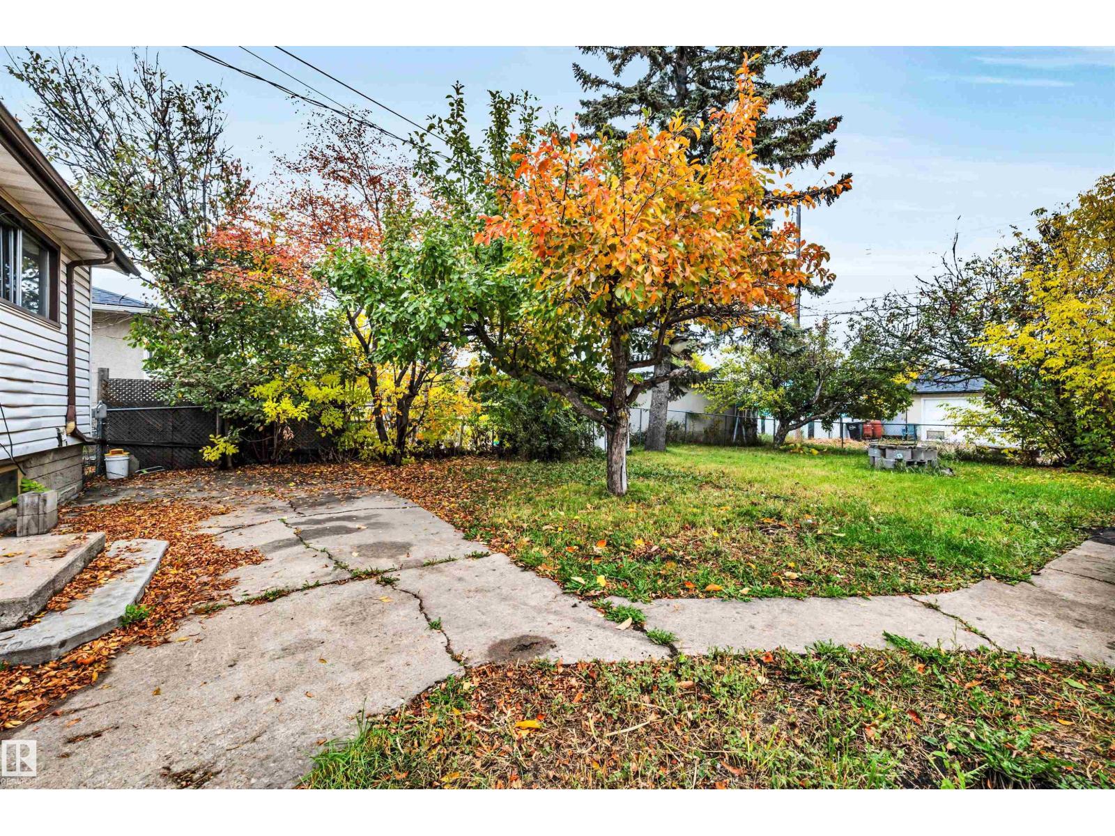 12823 94 Street NW, photo 27