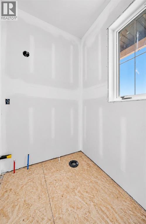304 Flare Avenue SW, photo 15 of 26