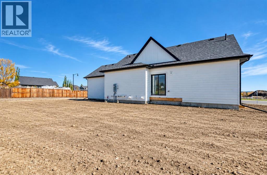 304 Flare Avenue SW, photo 22 of 26