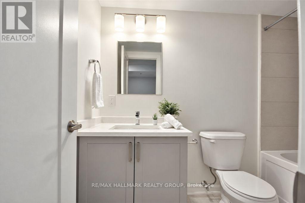 351 Croydon Avenue — photo 7