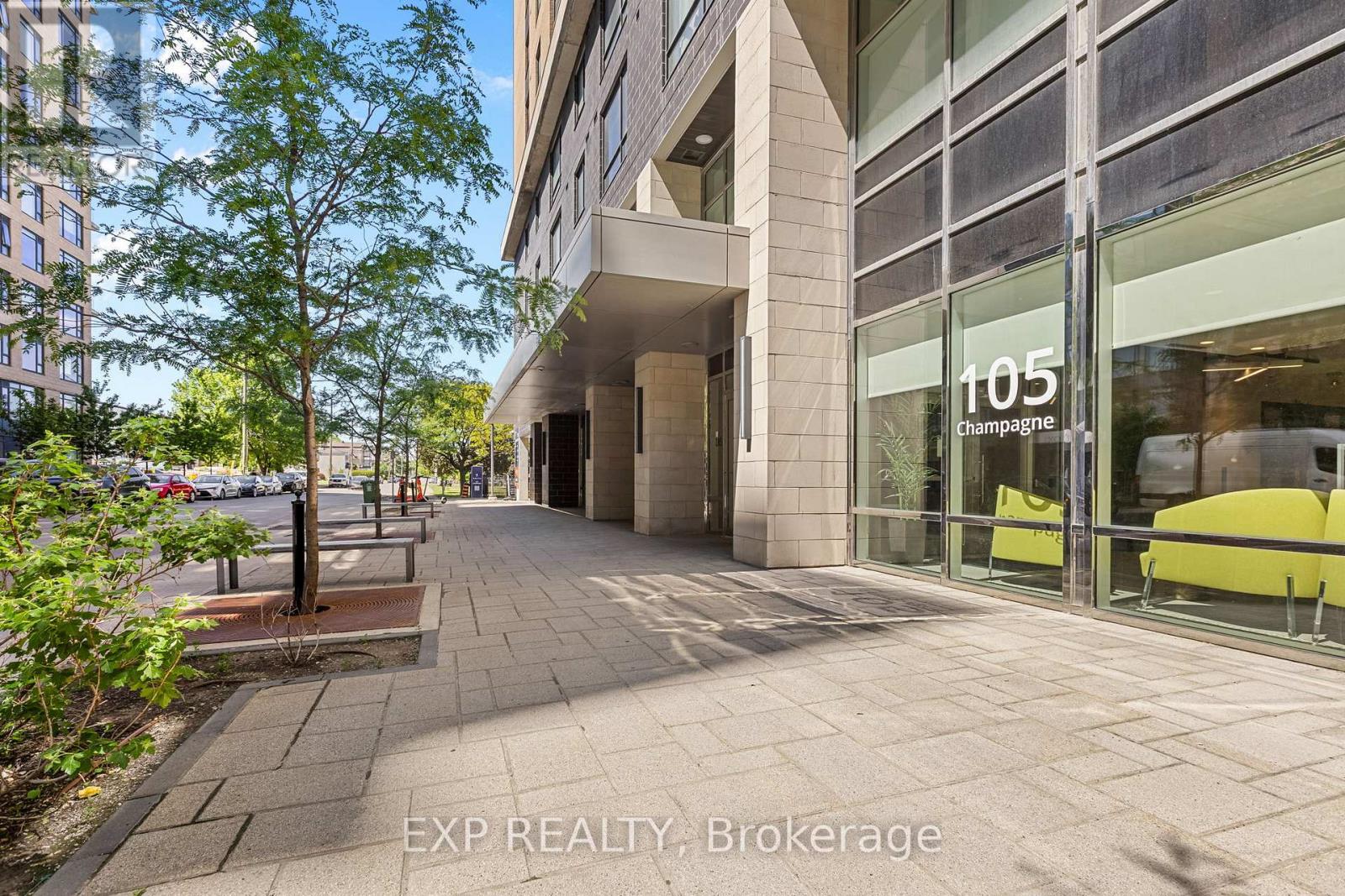 #1009 105 CHAMPAGNE AVENUE S - 2