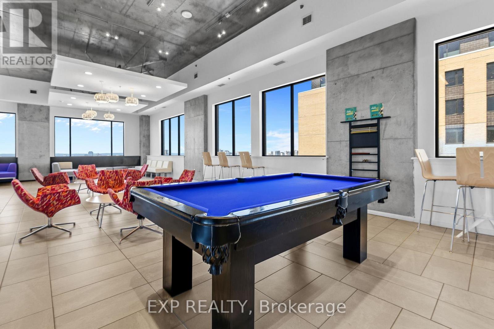 #1009 105 CHAMPAGNE AVENUE S - 20