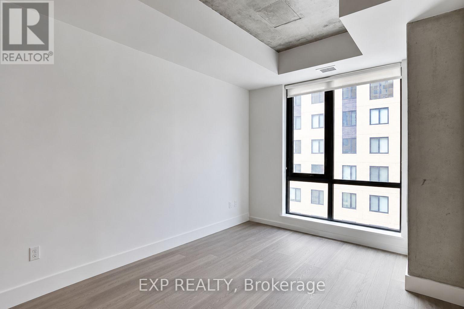 #1009 105 CHAMPAGNE AVENUE S - 24