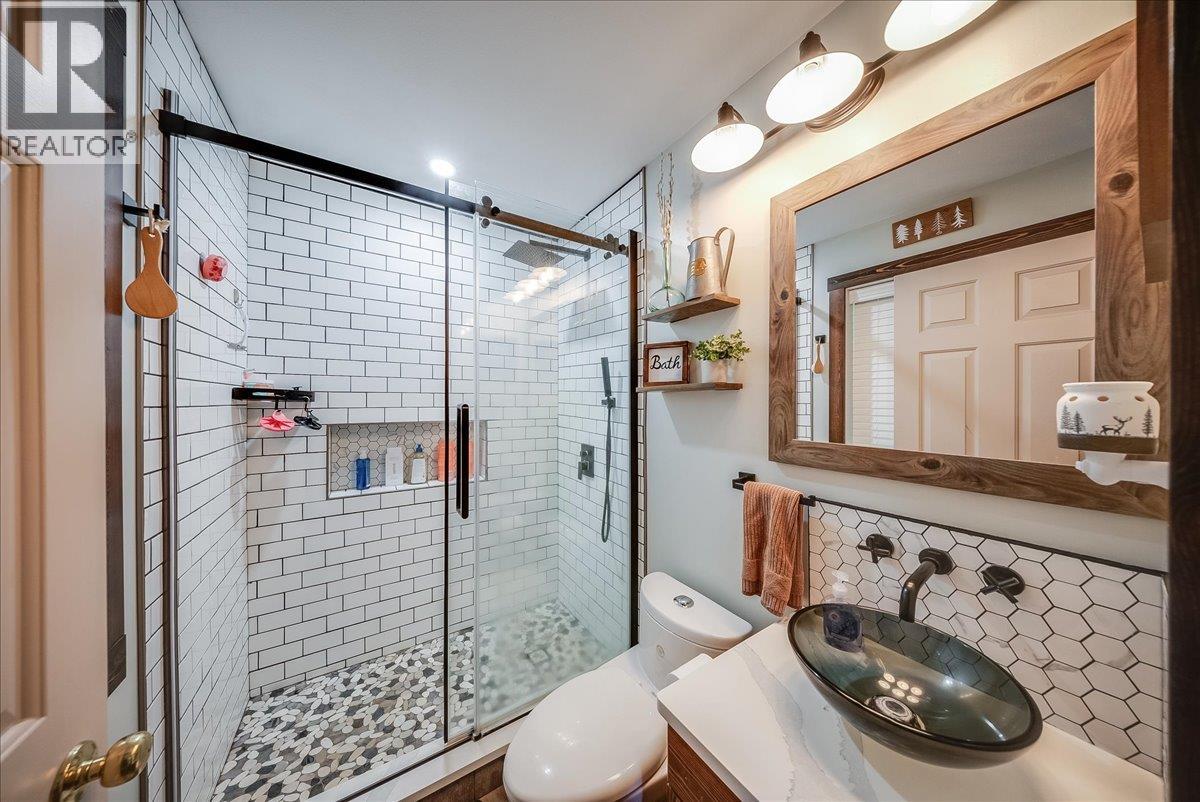 2045 RASPBERRY Road - 25
