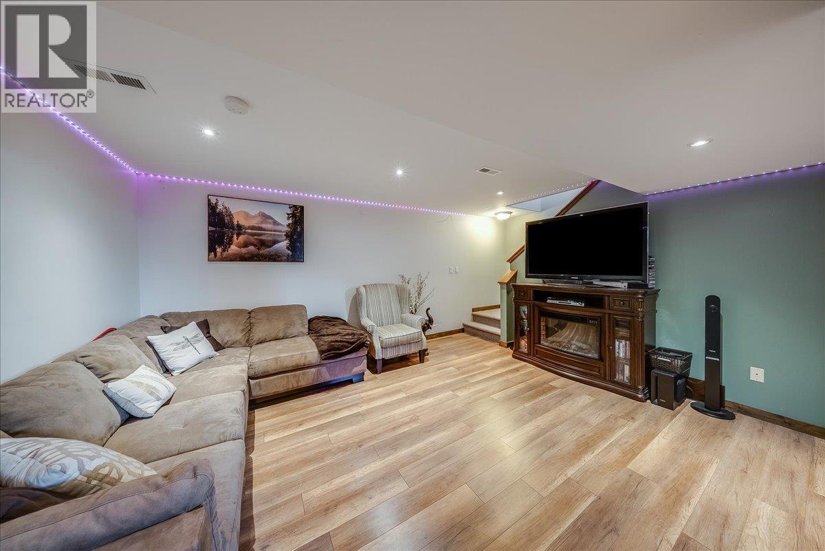 2045 RASPBERRY Road - 34