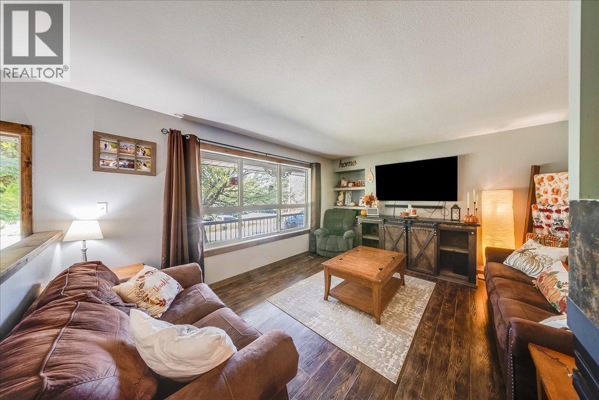 2045 RASPBERRY Road - 8