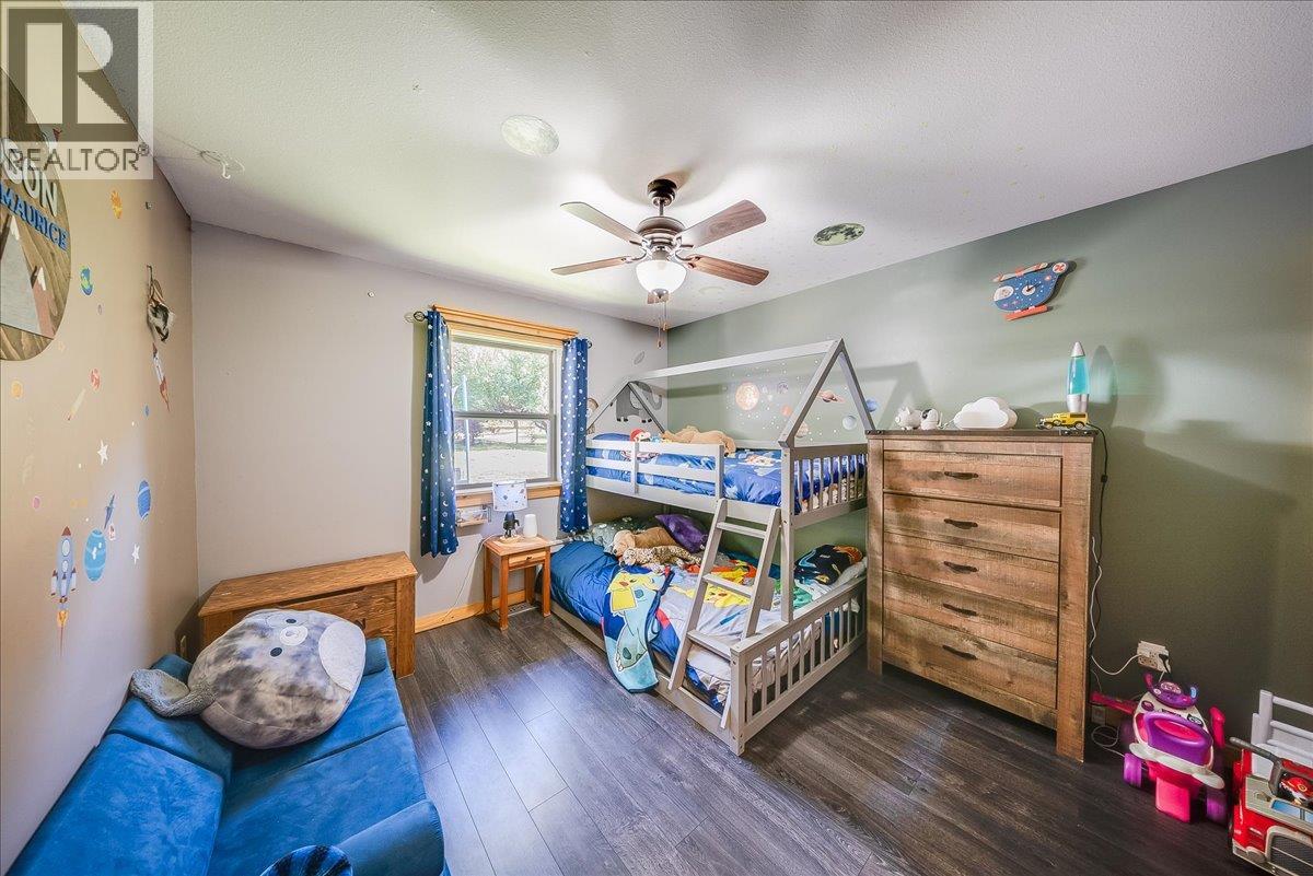 2045 RASPBERRY Road - 26