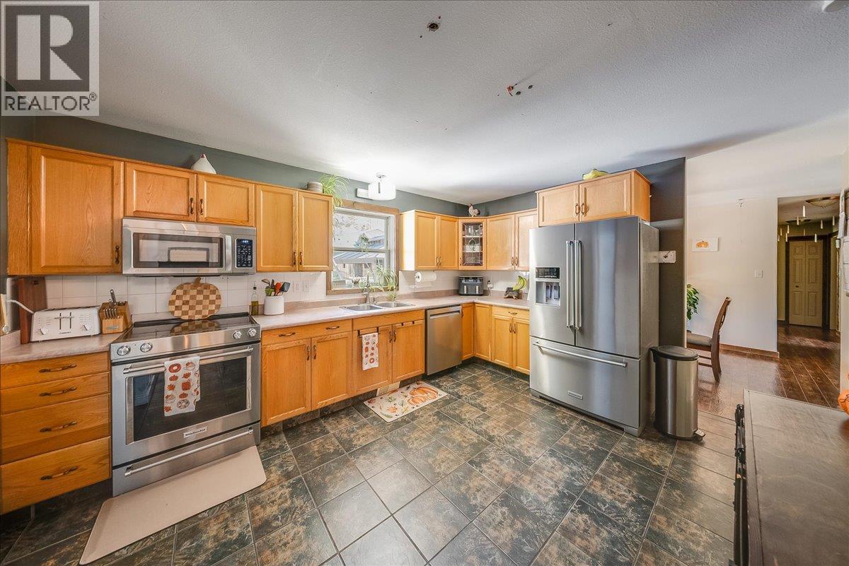 2045 RASPBERRY Road - 15