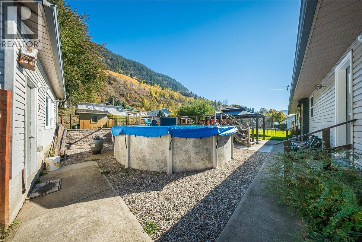 2045 RASPBERRY Road - 52