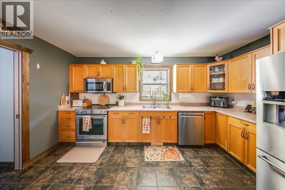 2045 RASPBERRY Road - 14