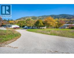 2045 Raspberry Road, Castlegar, BC V1N4T6 Photo 56