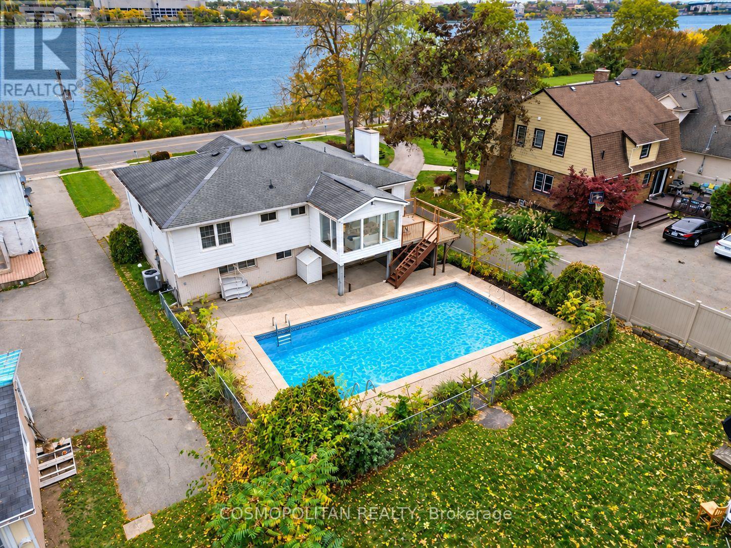 431 Niagara Boulevard — photo 45
