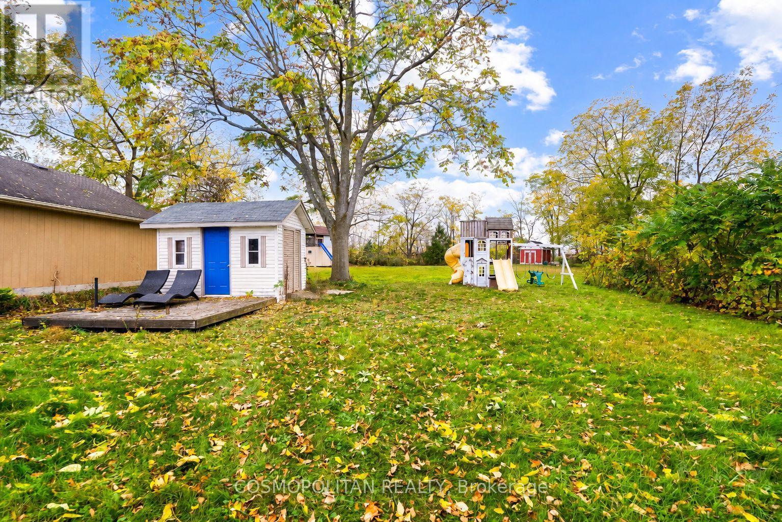 431 Niagara Boulevard — photo 46