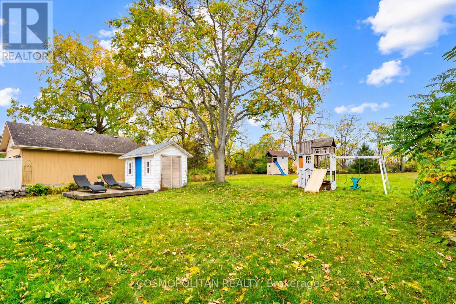 431 Niagara Boulevard — photo 47