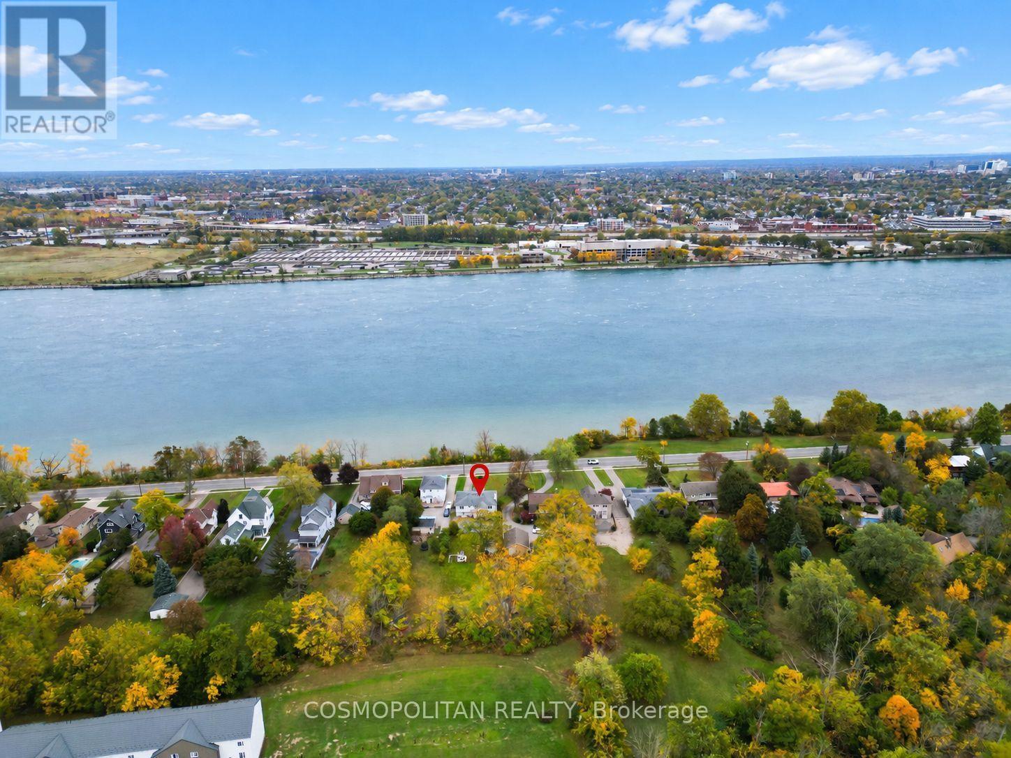 431 Niagara Boulevard — photo 48