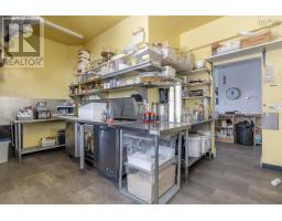 296-300 Main Street, Middleton, NS B0S1P0 Photo 9