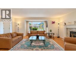 1643 Kerrstead Place, North Vancouver, BC V7J3T4 Photo 14