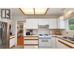 1643 Kerrstead Place, North Vancouver, BC V7J3T4 Photo 36