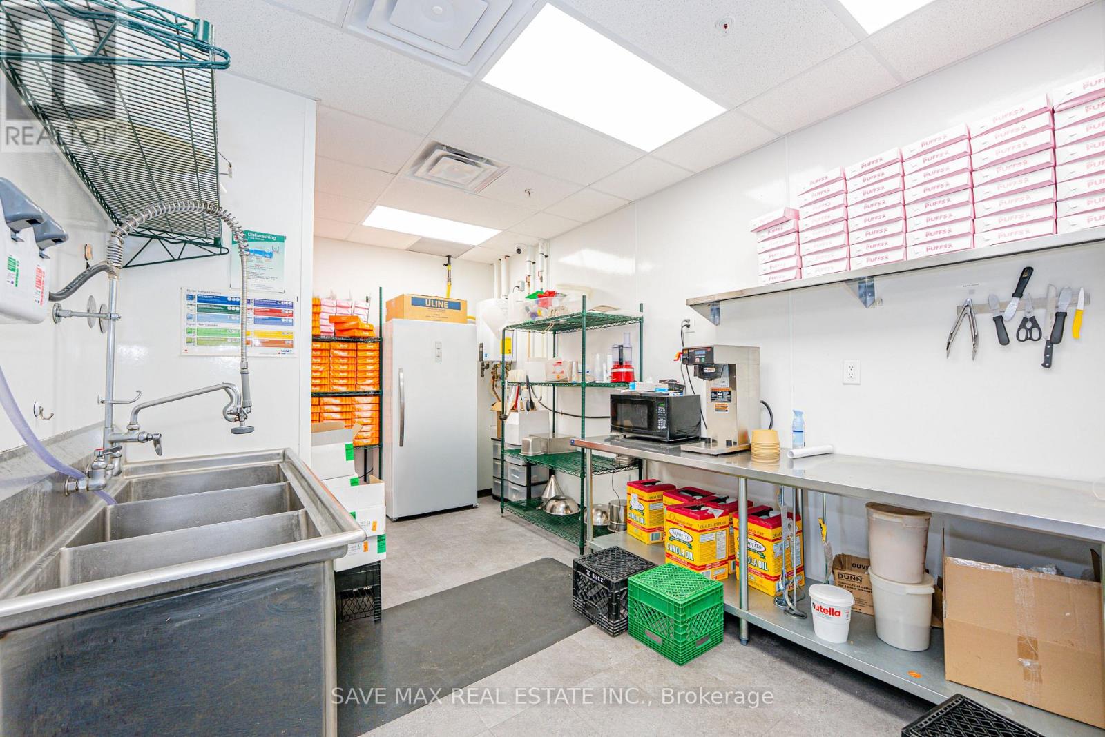 1575 Upper Ottawa Street — photo 18