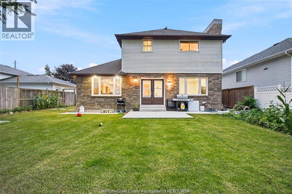 2920 STRAWBERRY DRIVE - 31