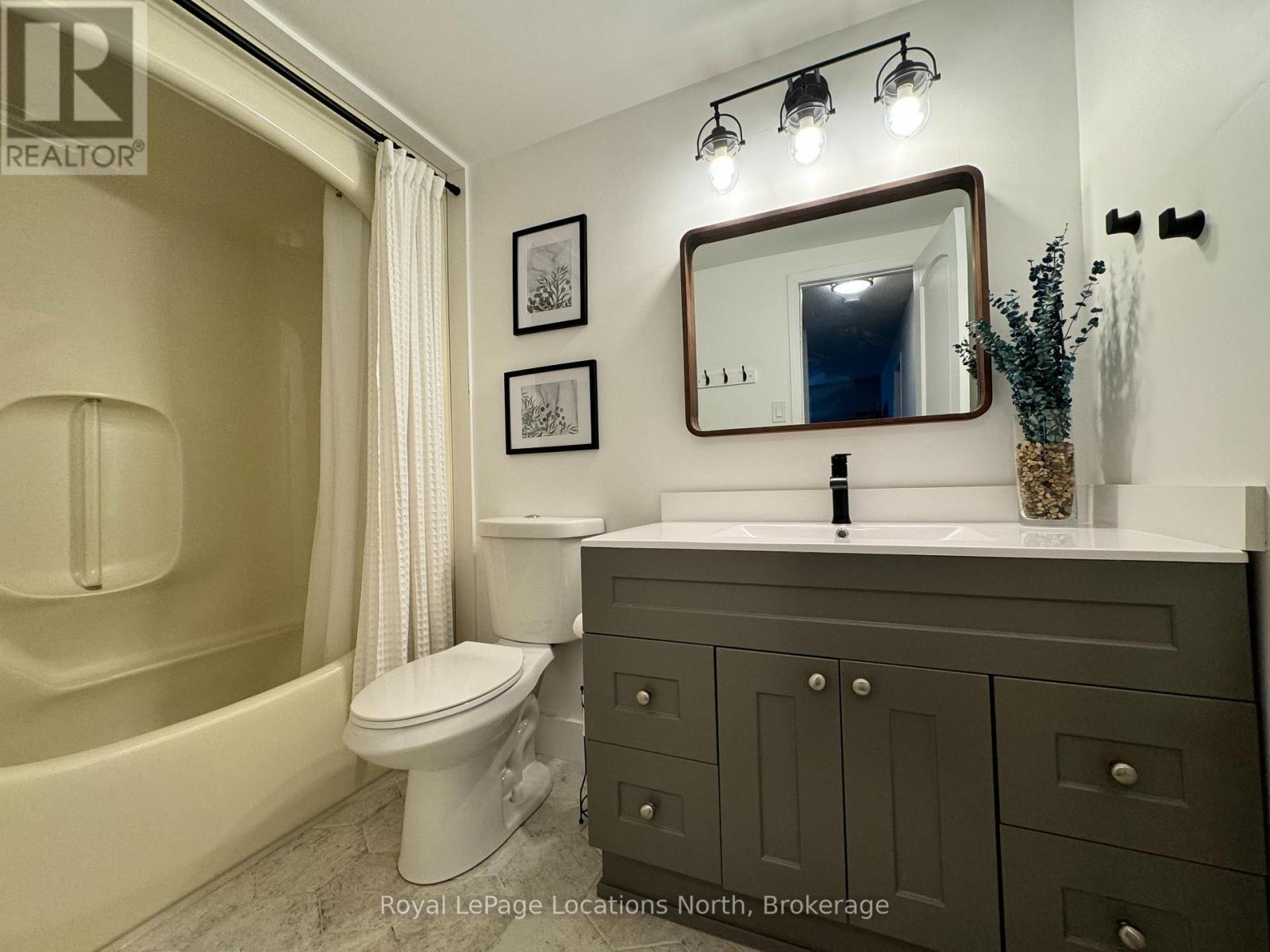 127 Alfred Street West — photo 7