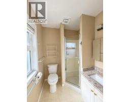 Kitchen - 6519 Sherburn Road, Peachland, BC V0H1X0 Photo 14