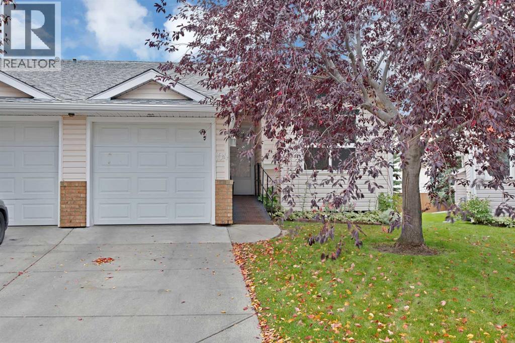 104 Catalina Circle NE - photo 4