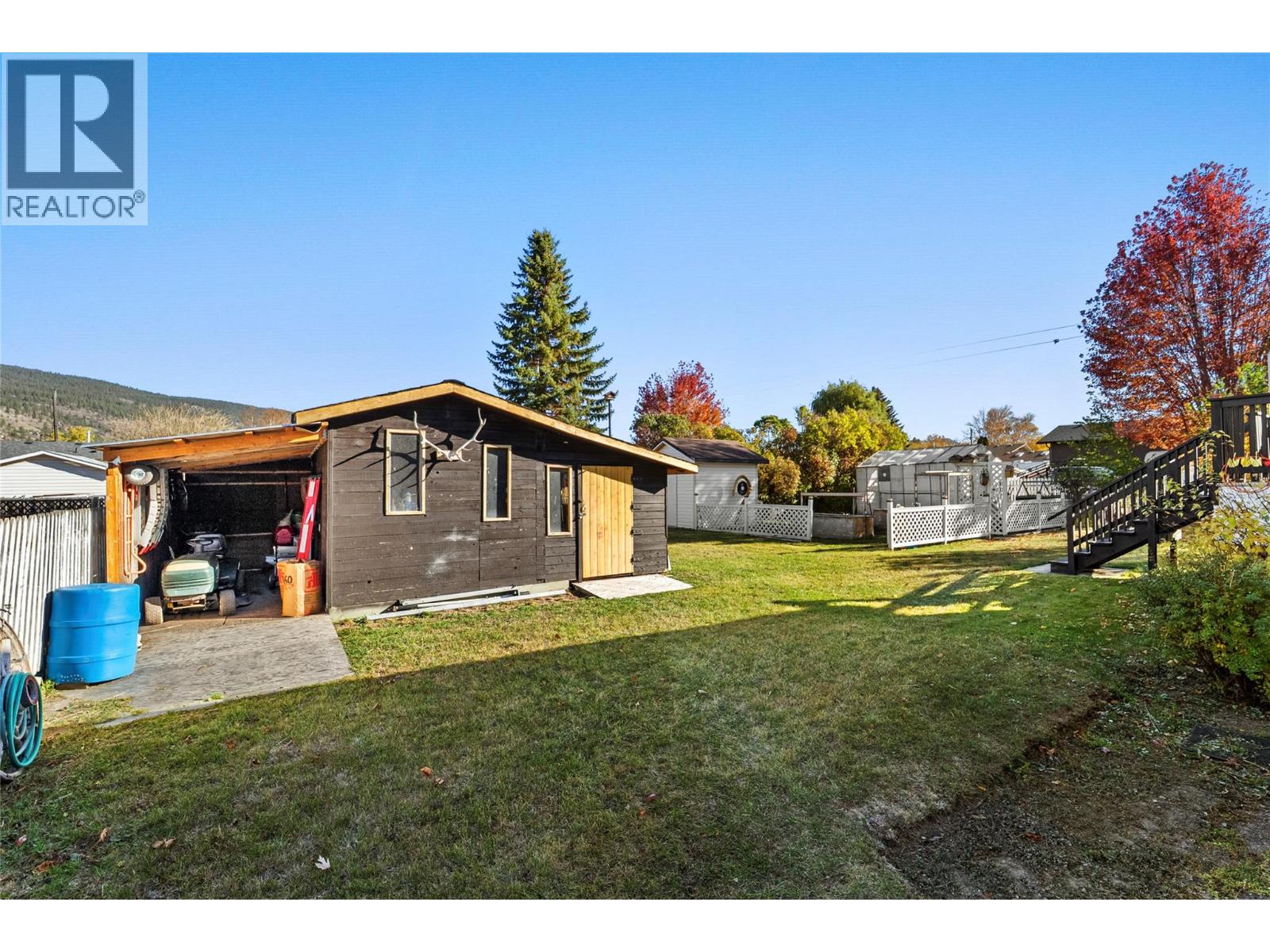 1404 WALNUT Avenue - 31