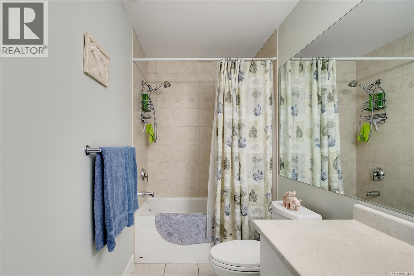 #41 486 Royal Bay Dr - 24