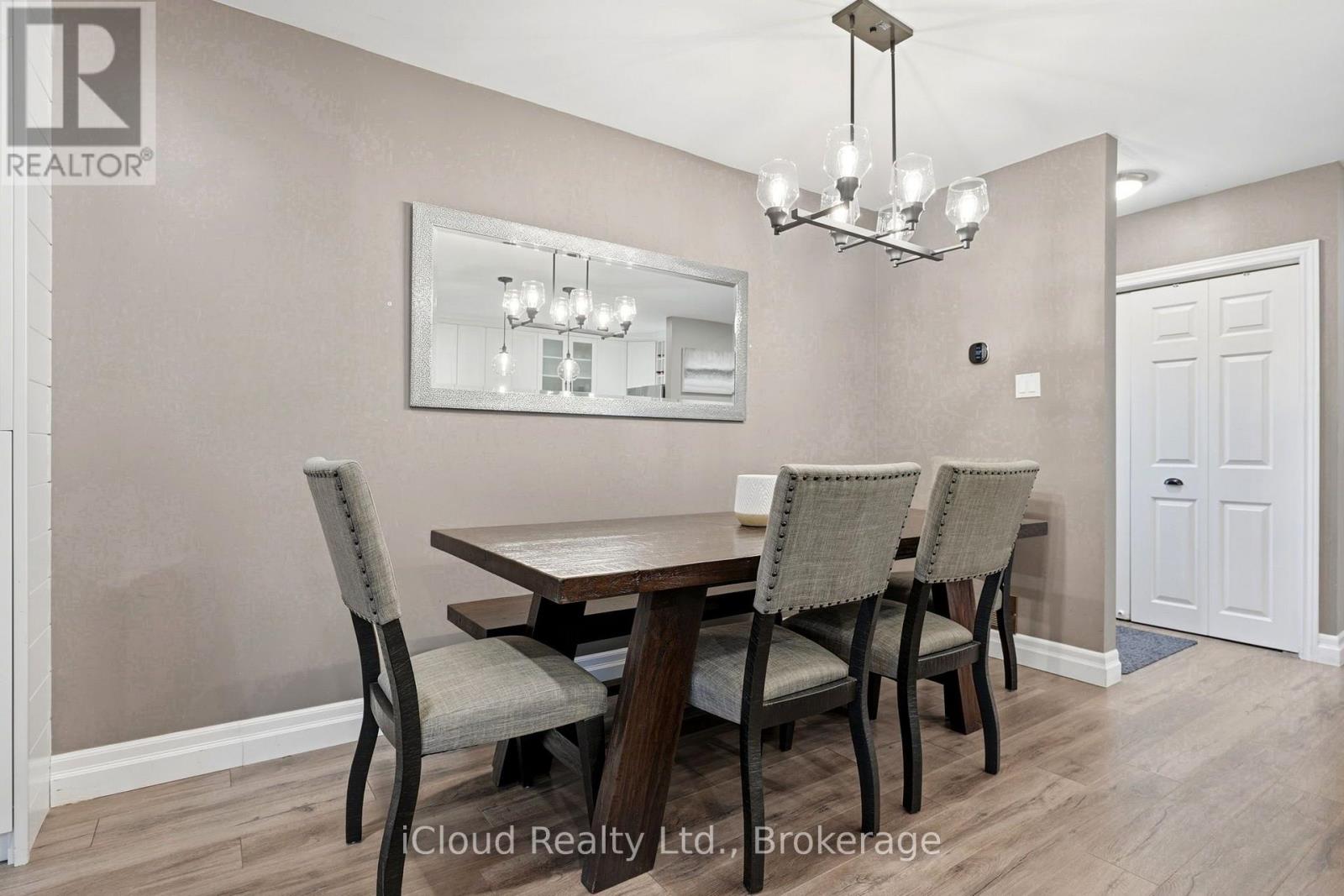 2324 Coldstream Drive, Burlington, ON photo 10