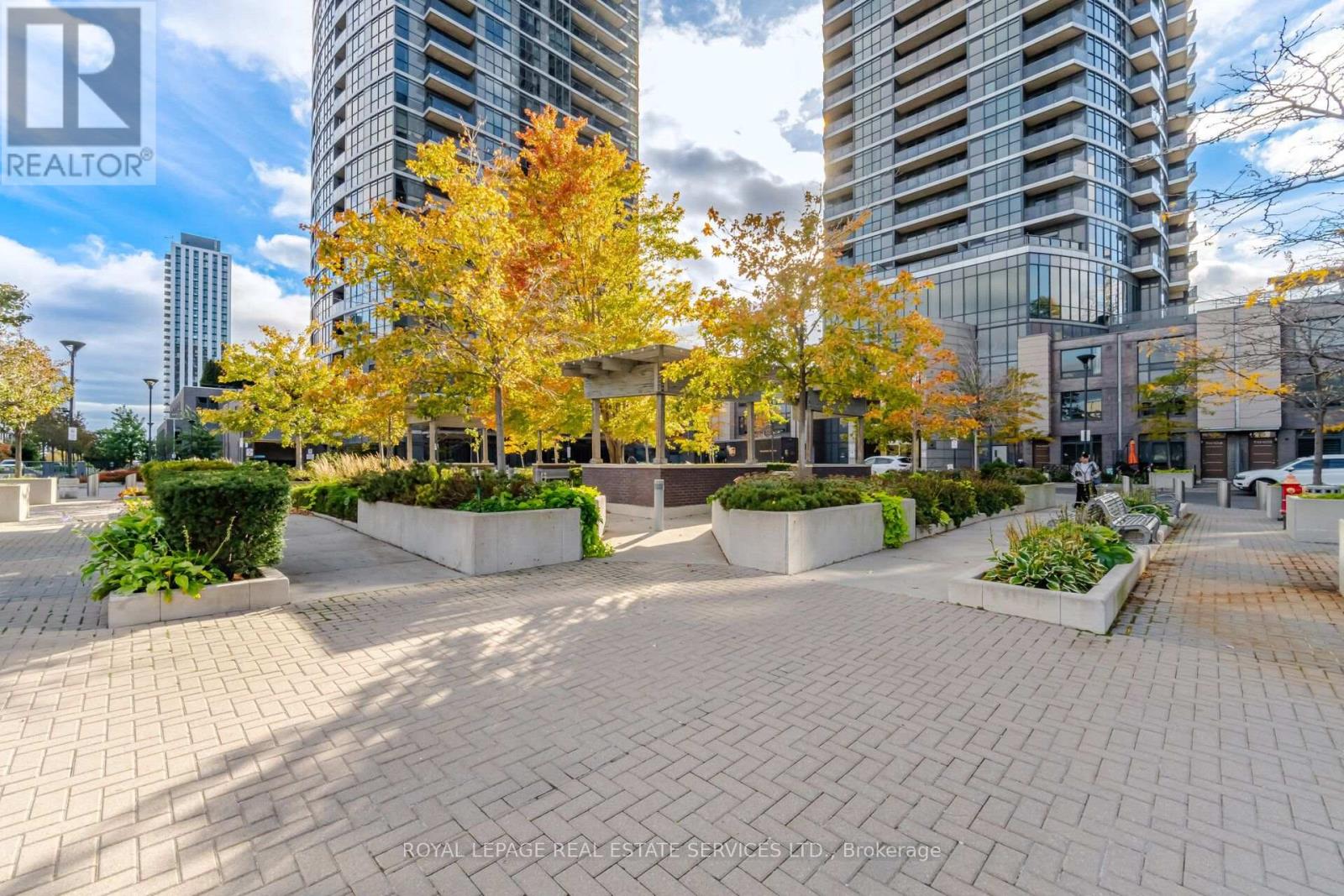 1608- 9 Valhalla Inn Road, Toronto, ON photo 35