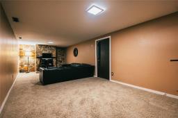22 Valley View Drive, Winnipeg, MB R2Y0R6 Photo 17