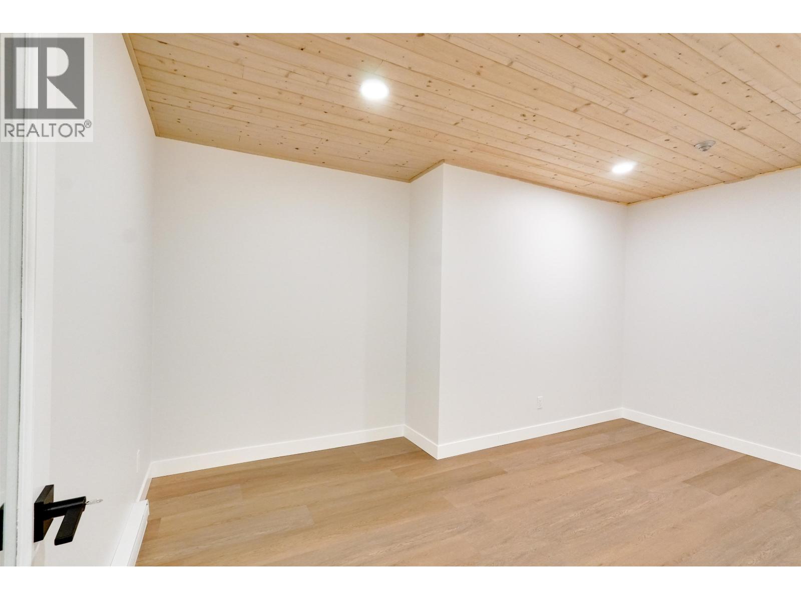  193 NECHAKO Centre, Kitimat - Image 1