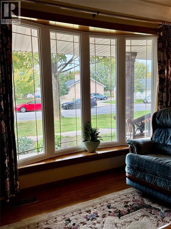 3596 Hemlock Avenue — photo 15