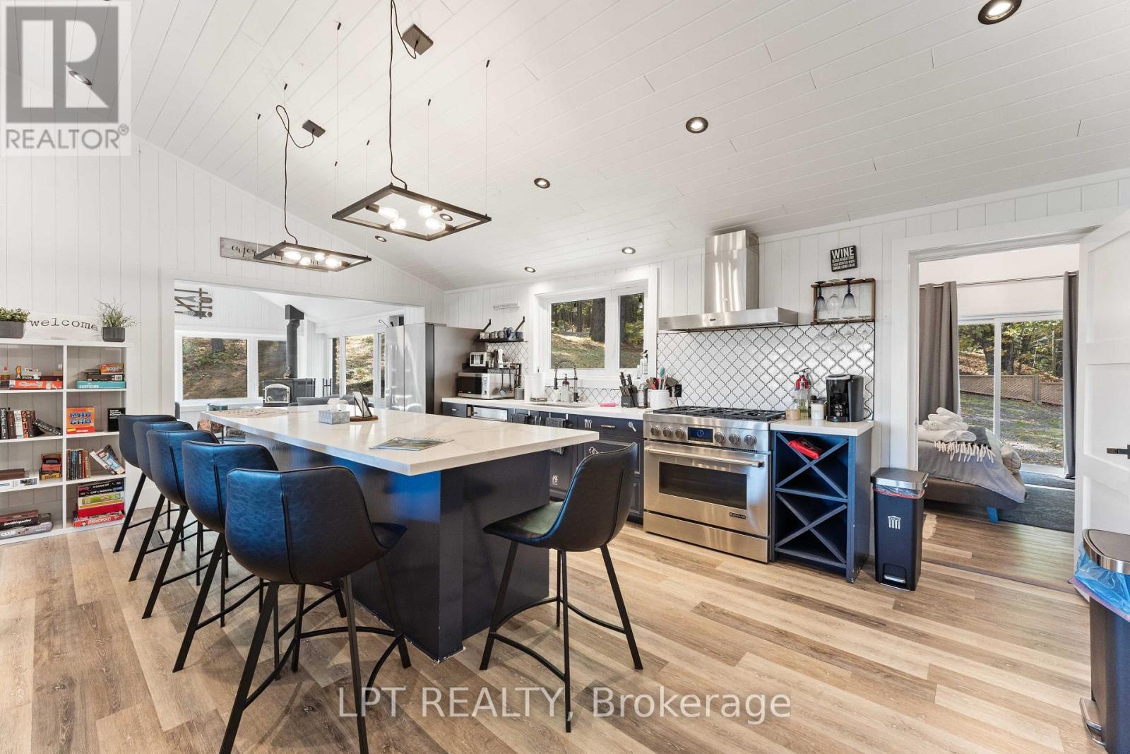 179 Hoths Lane, Huntsville, ON photo 10