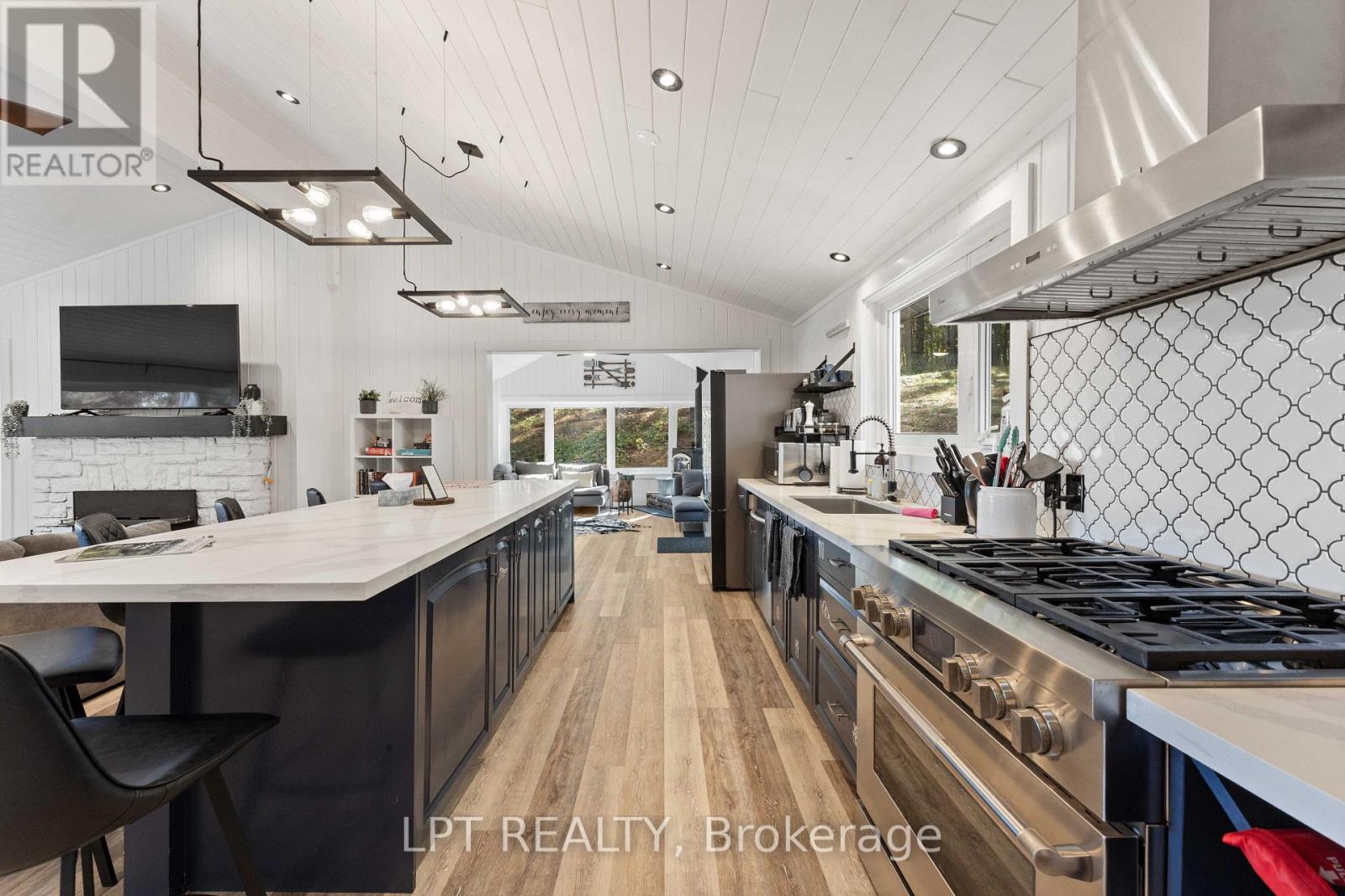 179 Hoths Lane, Huntsville, ON photo 11