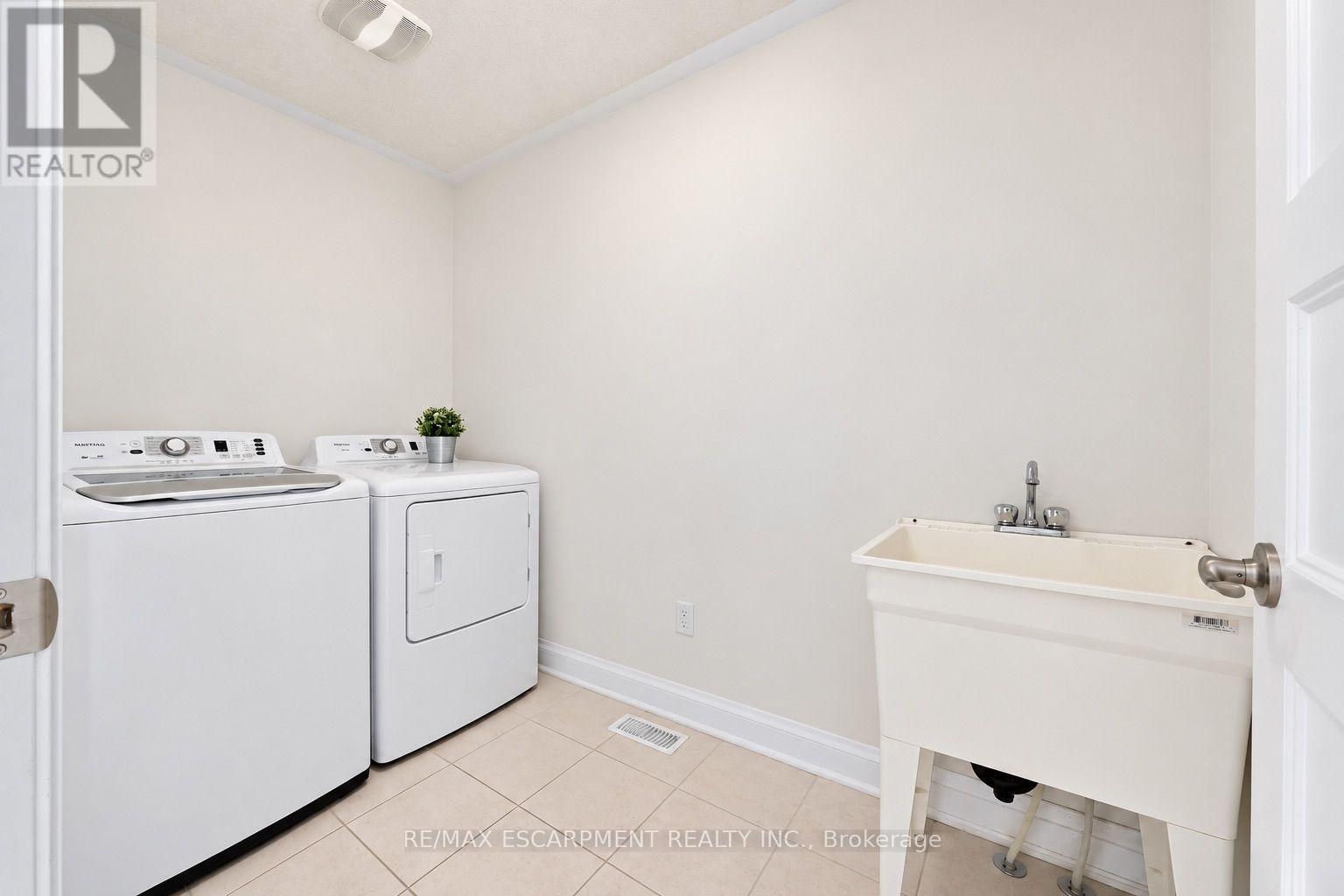 584 Blair Creek Drive, Kitchener, ON photo 21