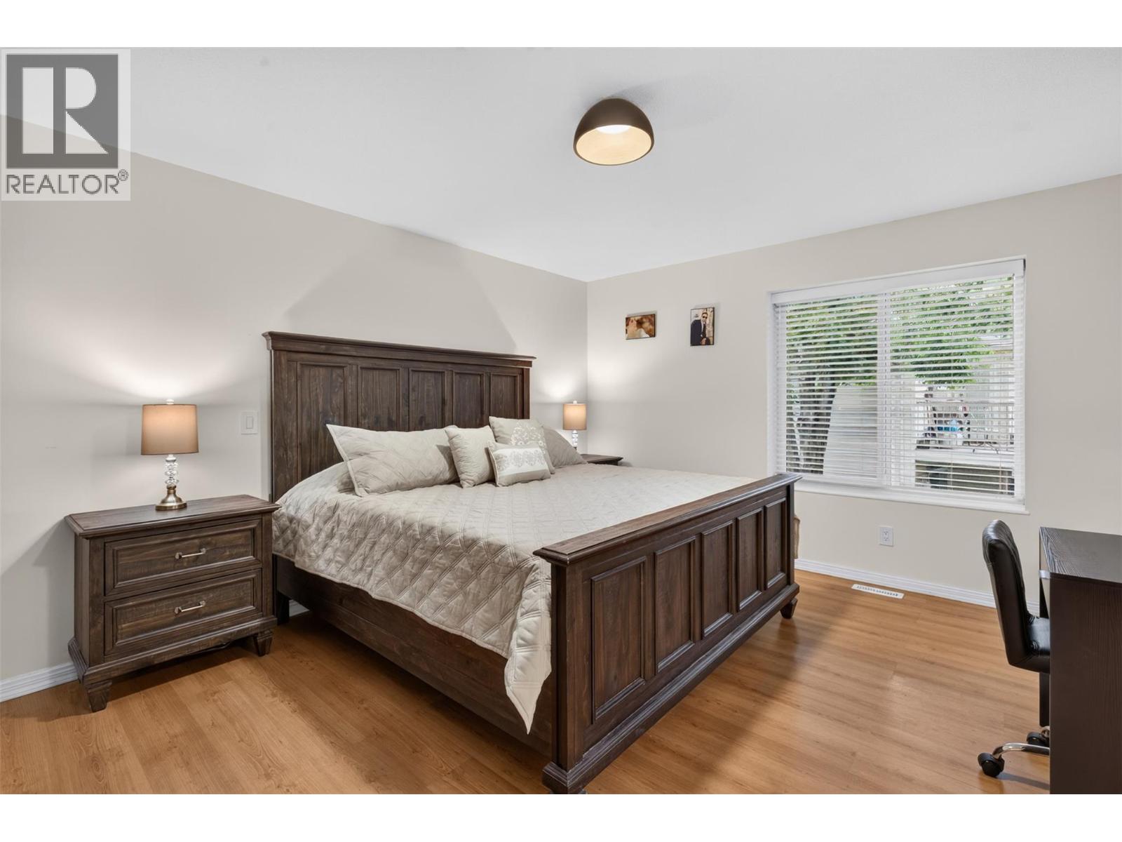 10 1853 Edgehill Avenue, Kelowna