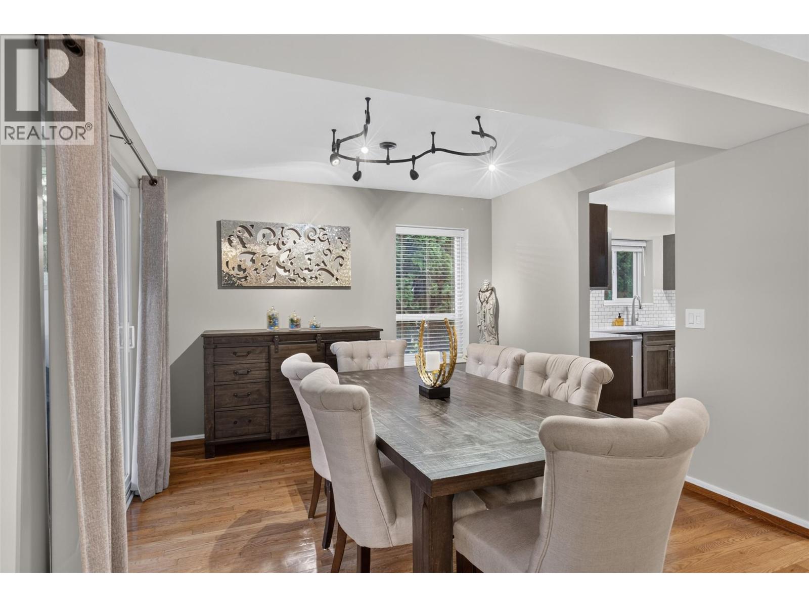 10 1853 Edgehill Avenue, Kelowna