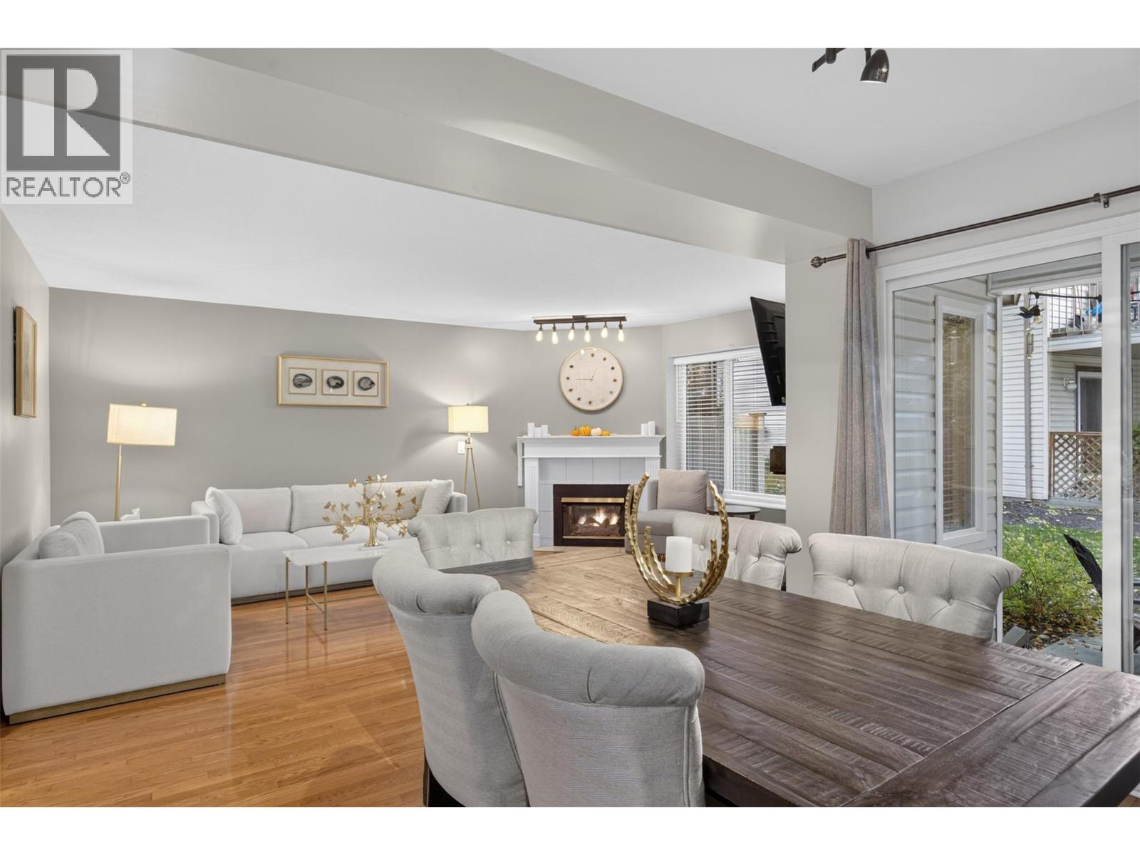 #10 1853 Edgehill Avenue - 14